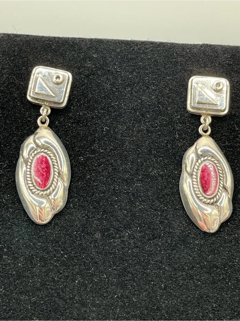 950 Fine Silver And Purple Spiny Oyster Earrings